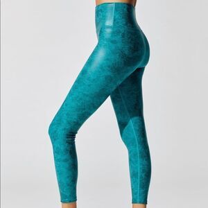 Carbon 38 leatherette leggings